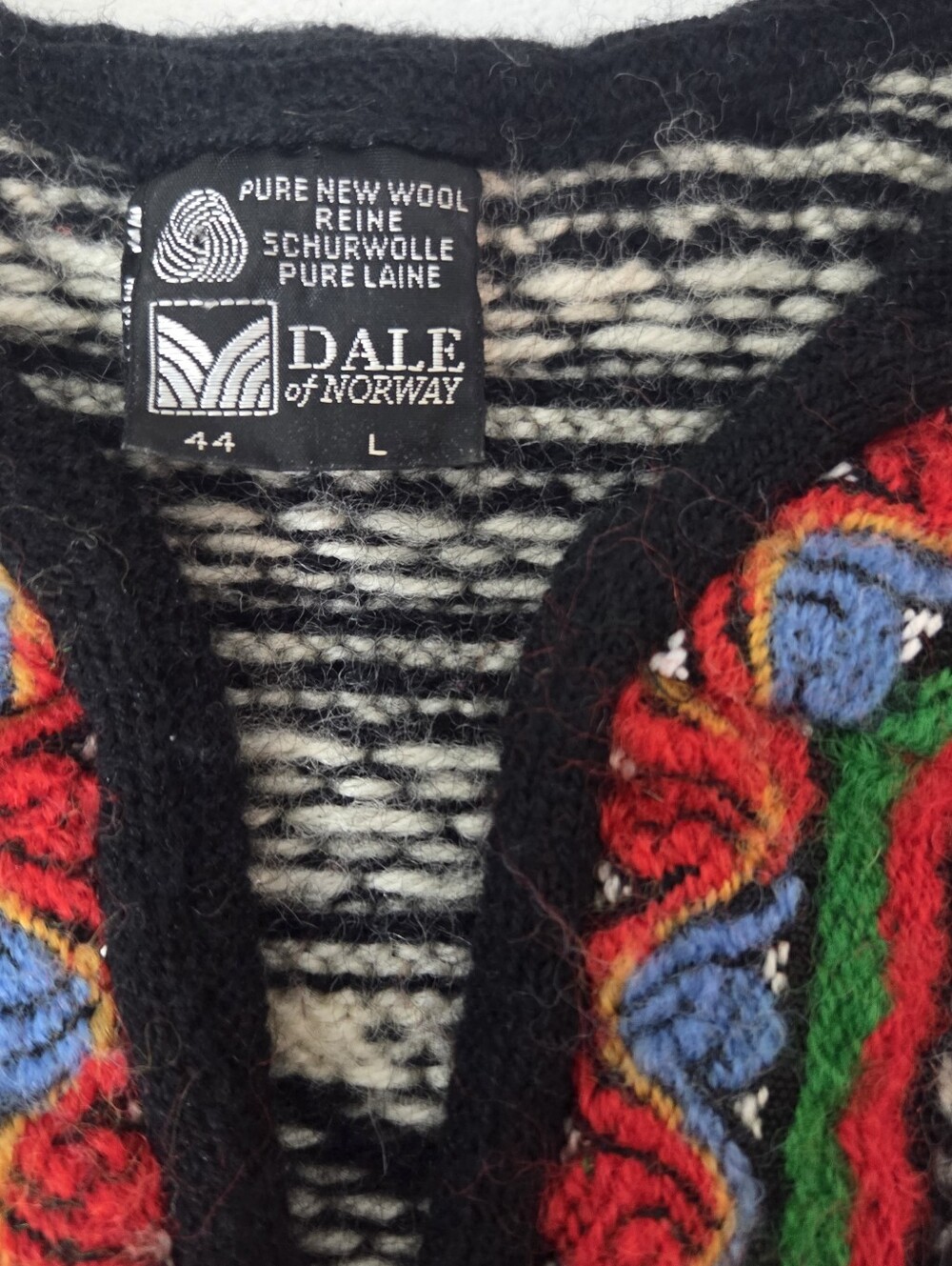Vintage Dale Of Norway Women's L 44 Black Wool Sweater Nordic Setesdal Lusekofte - Picture 5 of 14